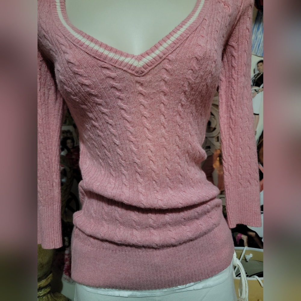 2000s Bubblegum Pink Abercrombie & Fitch Rabbit Hair 3/4 Sleeve Knit Sweater - Picture 4 of 7